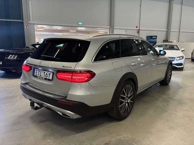 Mercedes-Benz E220 d 2020 – bild 3