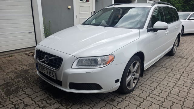 Volvo V70 2011
