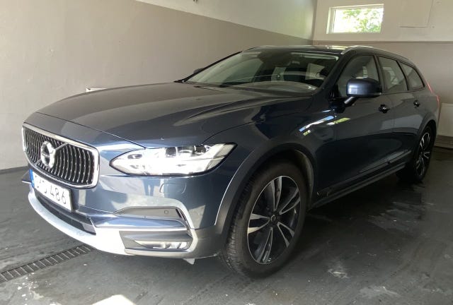 Volvo V90 Cross Country 2018