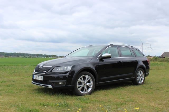 Skoda Octavia Scout 2017