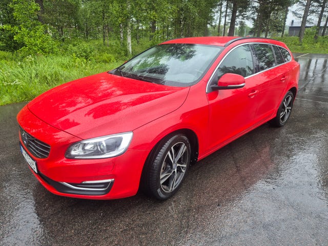 Volvo V60 2016