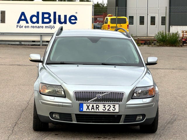 Volvo V50 — bild 2 av 8