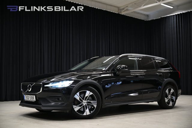 Volvo V60 Cross Country 2021