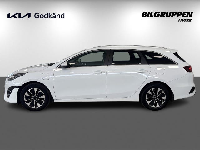 Kia Ceed 2023 – bild 4
