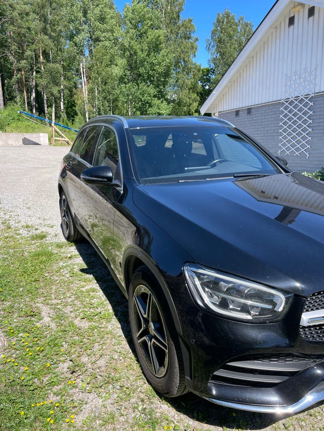 Mercedes-Benz GLC 300 d 2020 – bild 2