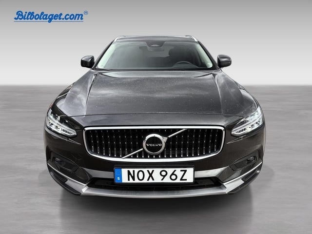 Volvo V90 Cross Country 2024