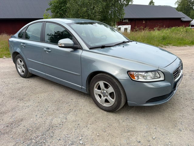 Volvo S40 2011