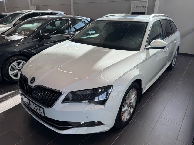 Skoda Superb 2016