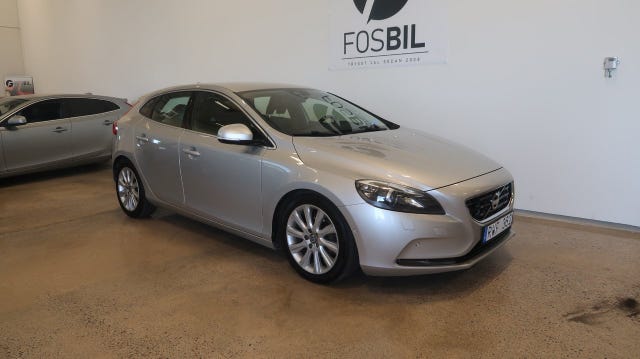 Volvo V40 2013