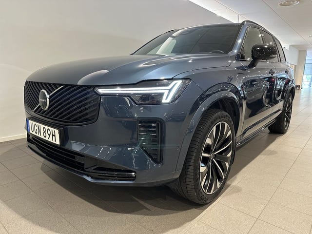 Volvo XC90 2025