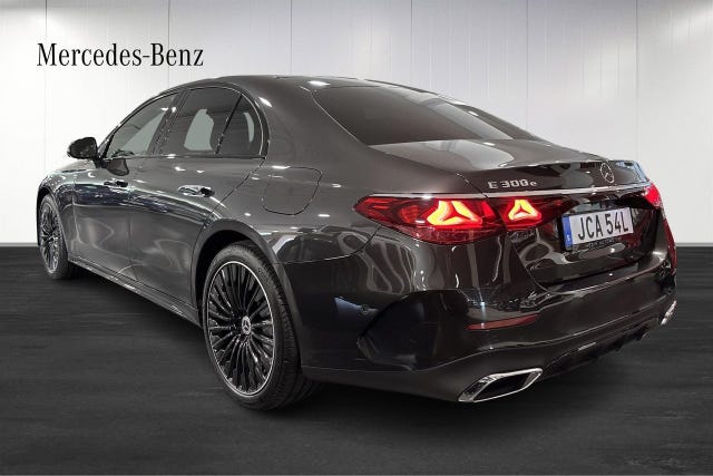 Mercedes-Benz E300 e 2026 – bild 4