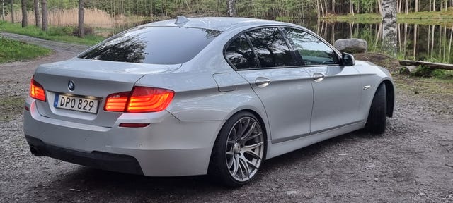 BMW 523i 2010