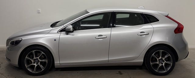 Volvo V40 2016 – bild 2
