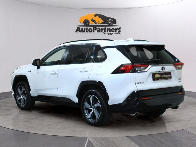 Toyota RAV4 2021 – bild 3