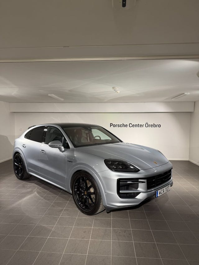Porsche Cayenne 2025