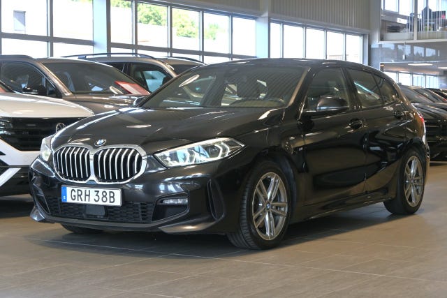 BMW 118i 2021