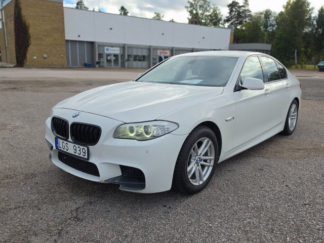BMW 523i 2011