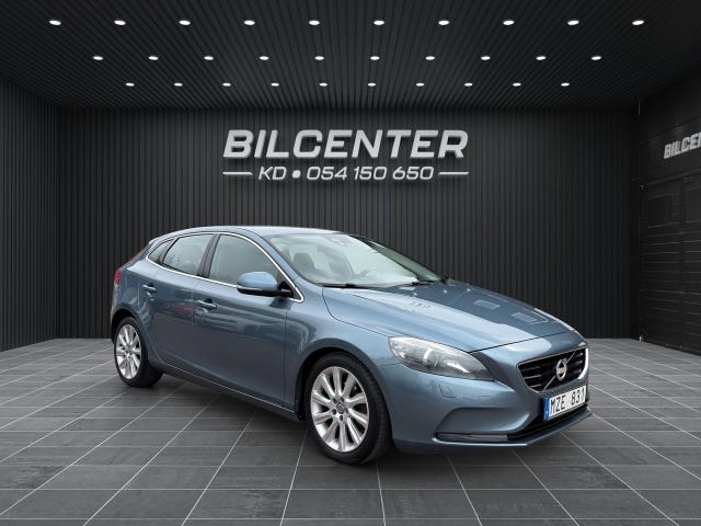 Volvo V40 2013