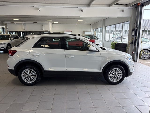 Volkswagen T-Roc 2023 – bild 4