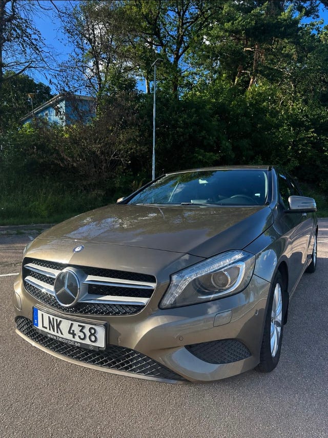 Mercedes-Benz A180 2014