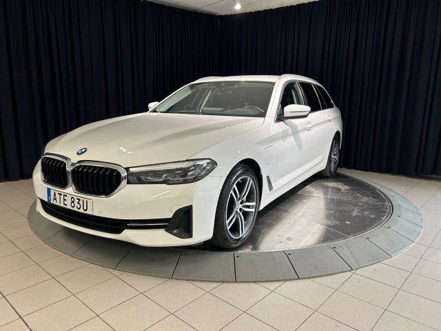 BMW 530e 2021