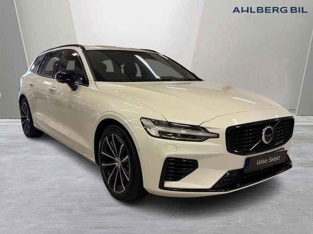 Volvo V60 2025