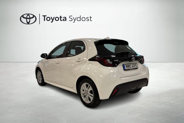 Toyota Yaris 2024 – bild 2