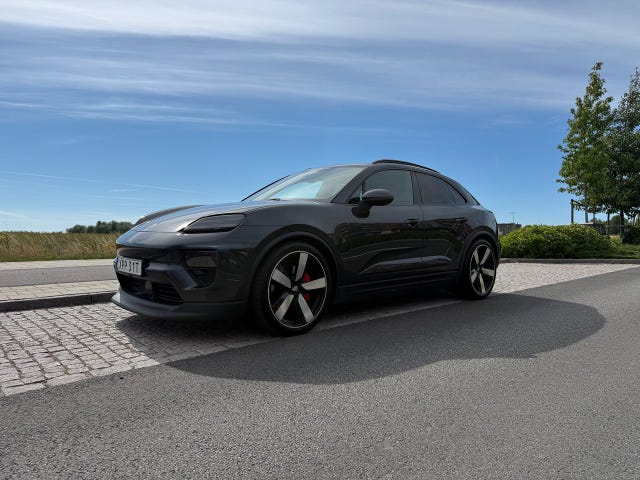 Porsche Macan 4S 2025