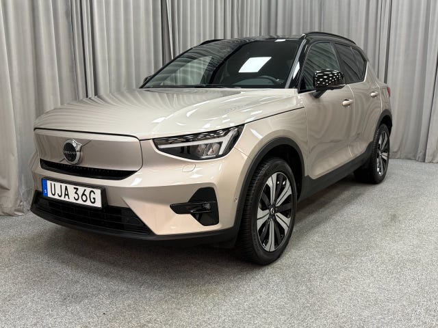 Volvo XC40 2023