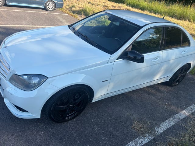 Mercedes-Benz C180 2012