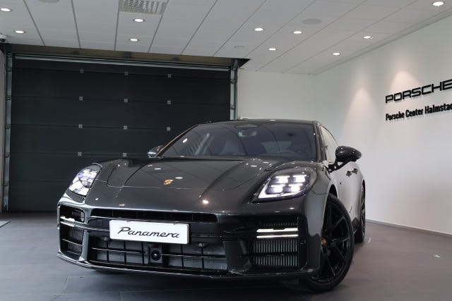 Porsche Panamera 4 2026