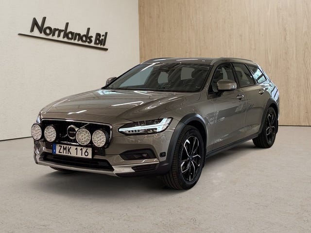Volvo V90 Cross Country 2022