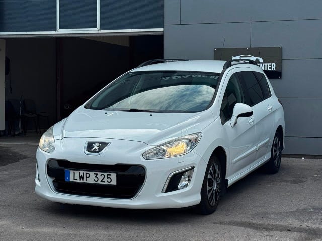 Peugeot 308 SW 2011