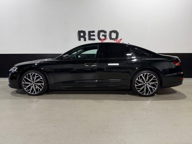 Audi A8 2024