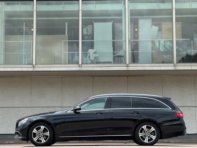 Mercedes-Benz E200 2019 – bild 2