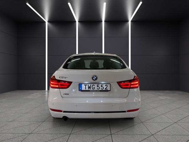 BMW 320d 2015 – bild 4