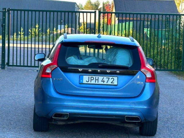 Volvo V60 — bild 4 av 9