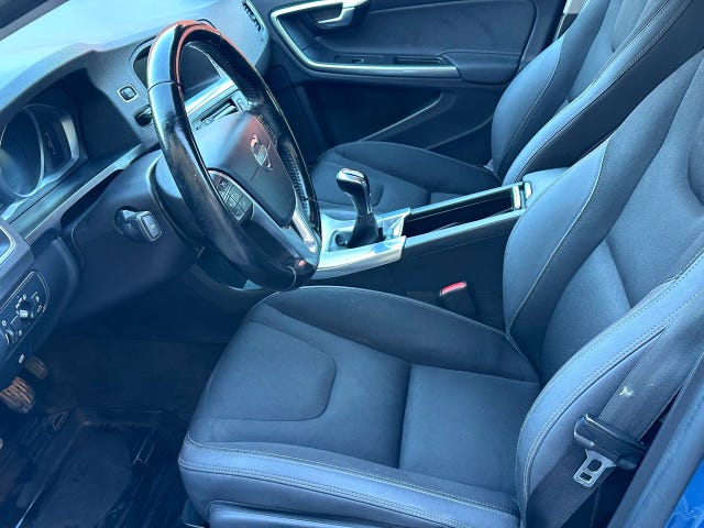 Volvo V60 — bild 8 av 9