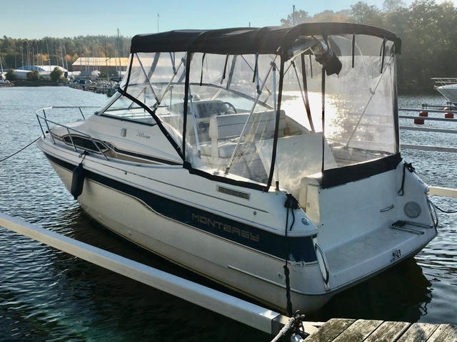 Monterey cruiser 256 -96,mercruiser v8