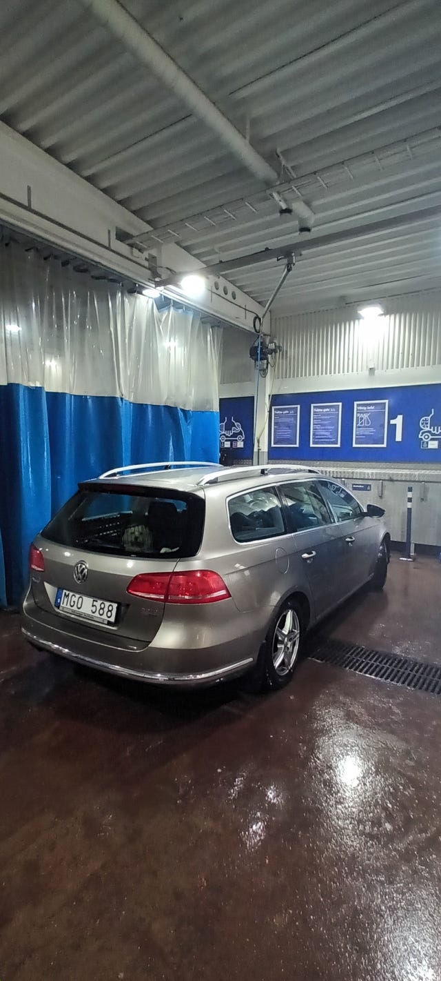 Volkswagen Passat 2012 – bild 2