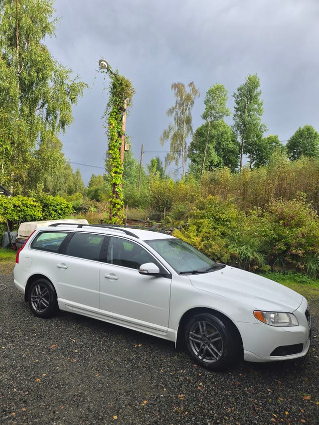 Volvo V70 2010