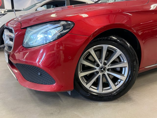 Mercedes-Benz E220 2018 – bild 2
