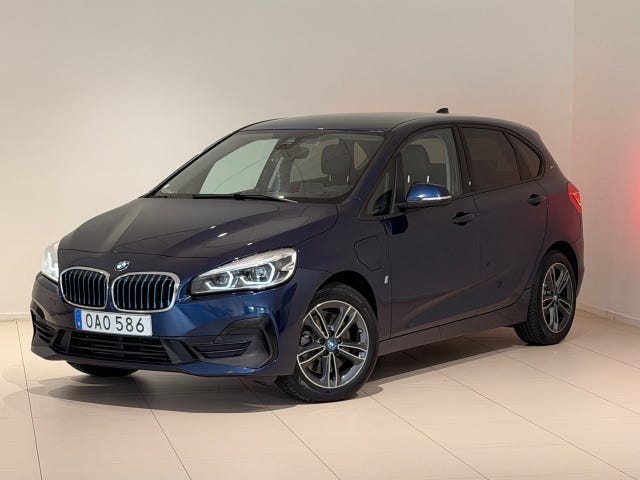 BMW 225xe 2019