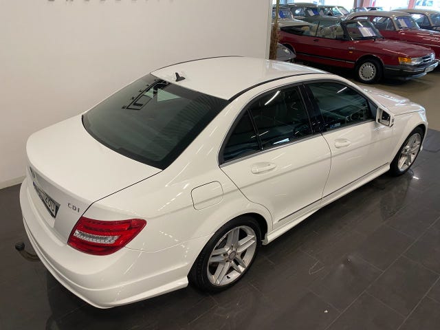 Mercedes-Benz C220 2013 – bild 4