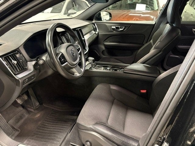 Volvo V60 Cross Country 2020 – bild 4