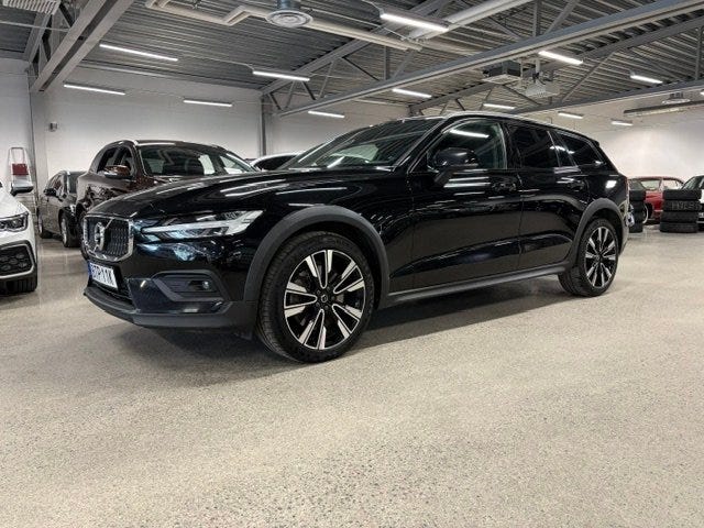 Volvo V60 Cross Country 2020