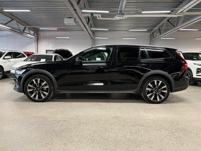 Volvo V60 Cross Country 2020 – bild 2
