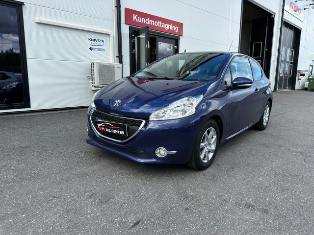 Peugeot 208 2013