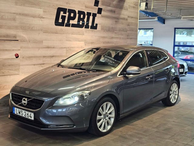 Volvo V40 2014