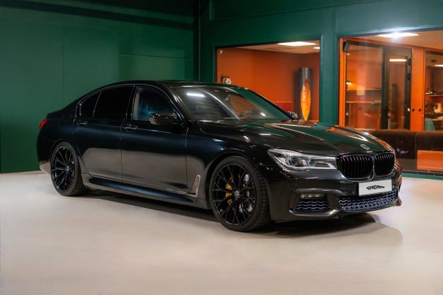 BMW 750i 2016